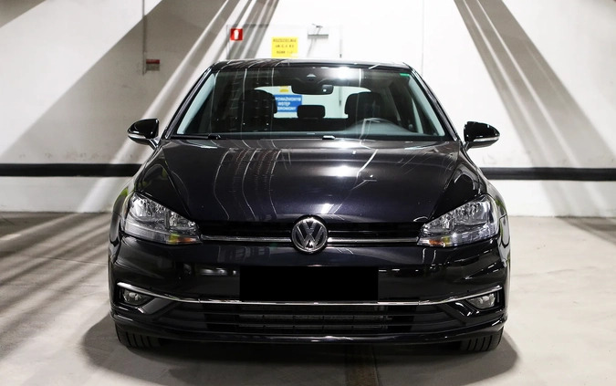 Volkswagen Golf cena 87800 przebieg: 30300, rok produkcji 2020 z Trzebiatów małe 436